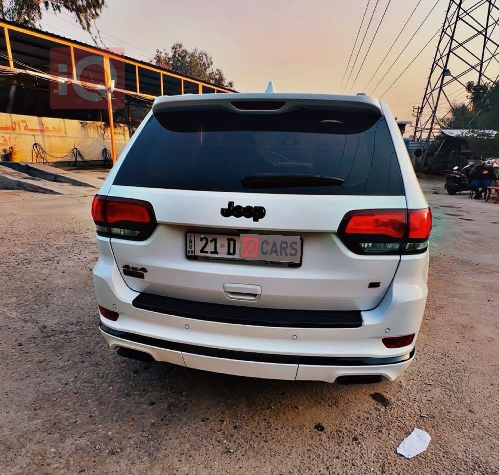 جيب جراند شيروكي